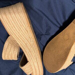 Universal Thread Wedge Sandal